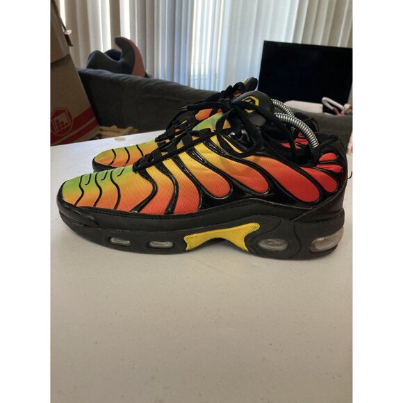 Vintage Air Gradient Mens Size 7  Yellow & Red Gradient Design Sneakers  shoes - Picture 4 of 8